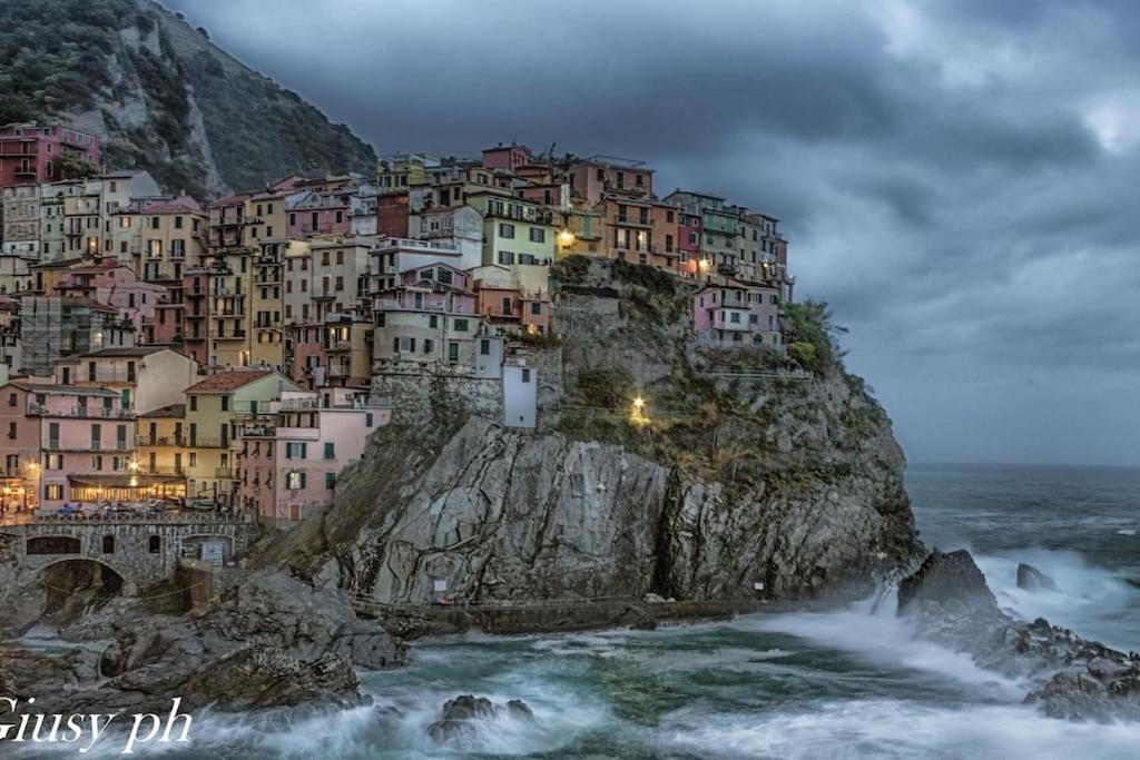 La Casa Del Forziere Verde La Spezia Eksteriør billede